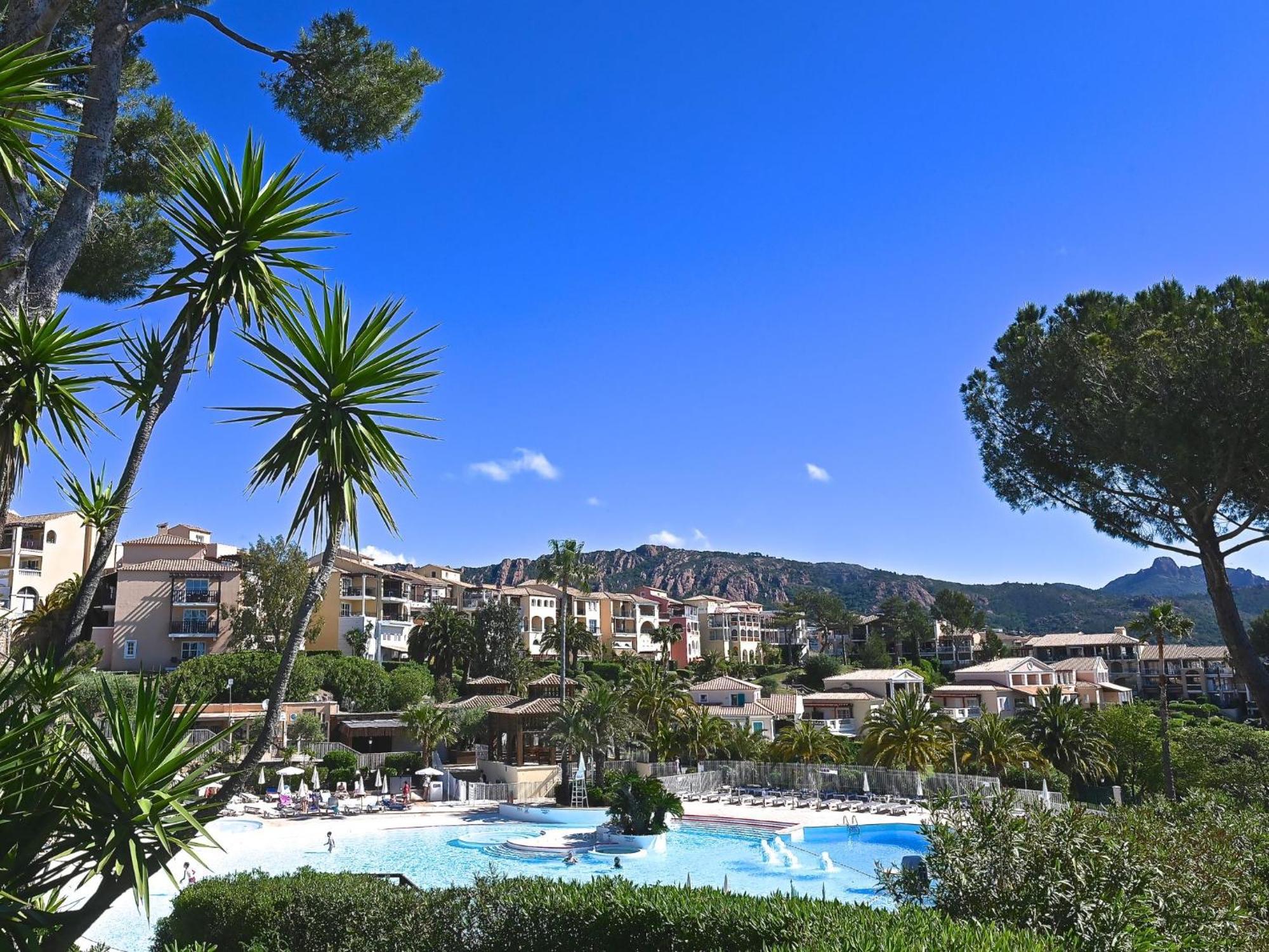 Apartment Village Cap Esterel - Le Village-52 By Interhome Saint-Raphaël Eksteriør billede
