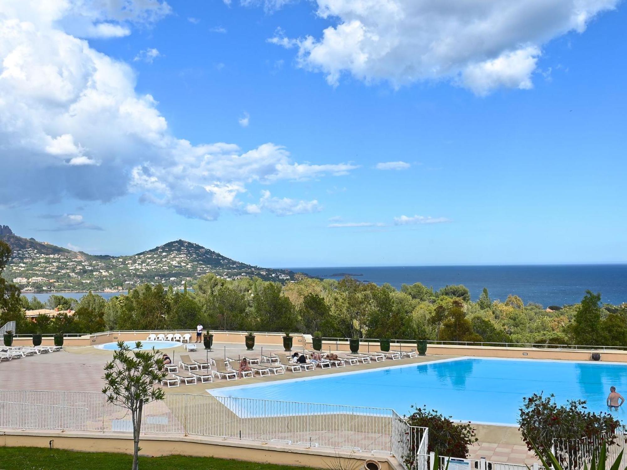 Apartment Village Cap Esterel - Le Village-52 By Interhome Saint-Raphaël Eksteriør billede