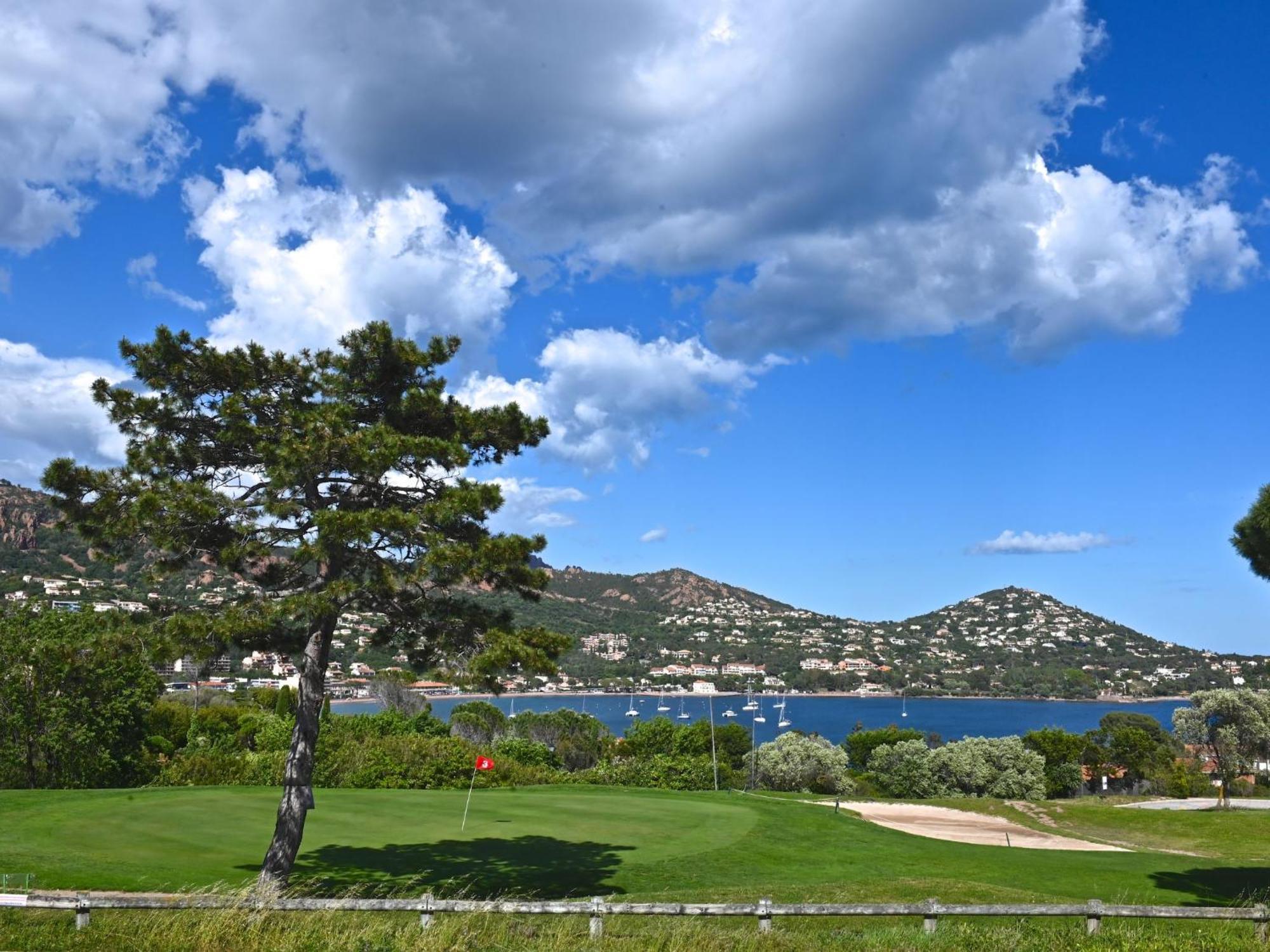 Apartment Village Cap Esterel - Le Village-52 By Interhome Saint-Raphaël Eksteriør billede
